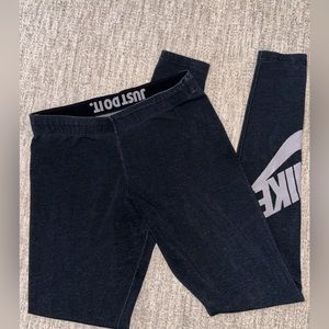 Distressed wash NIKE leggings